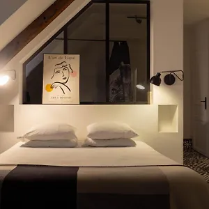 Artefact Bed & Breakfast